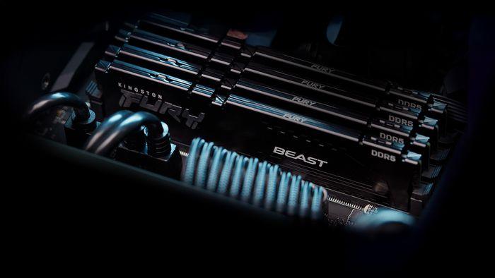 Memória RAM ou casa? Caixa cheia de DDR5 pode custar mais que um imóvel na China